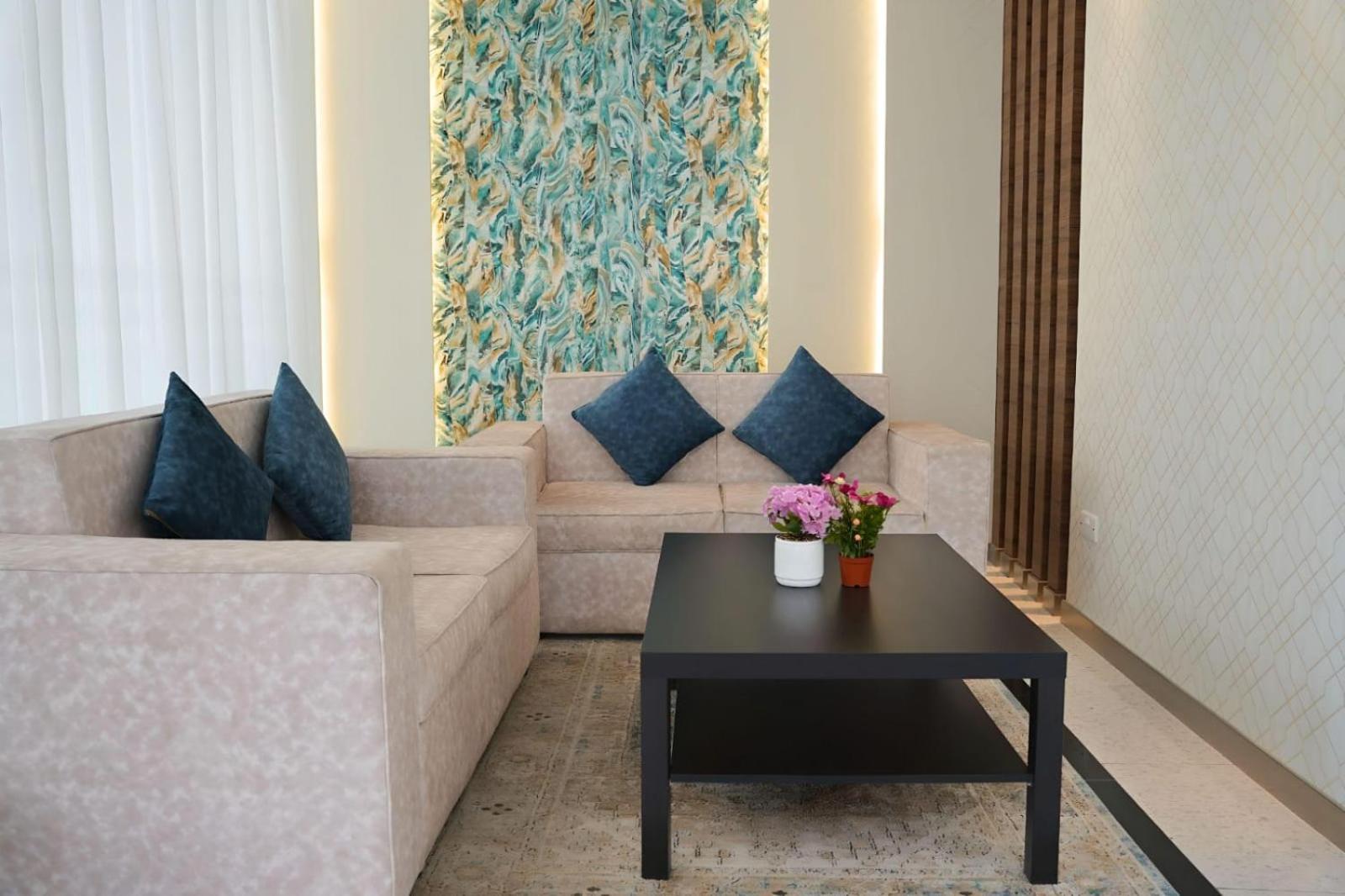 De Iris Regency Fahaheel Lägenhet Kuwait City Exteriör bild
